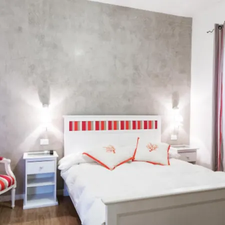 Bagno Venezia Alojamento de Acomodação e Pequeno-almoço Marina Di Carrara