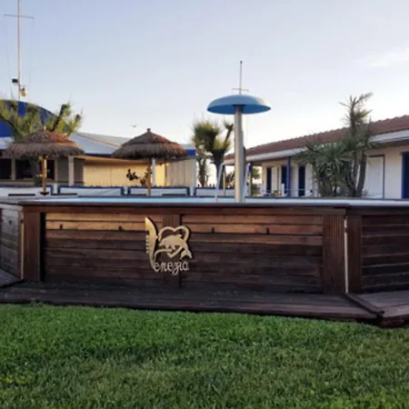 Alojamento de Acomodação e Pequeno-almoço Bagno Venezia Marina Di Carrara