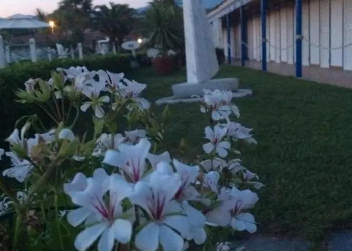 Bagno Venezia B&B 마리나 디 카라라