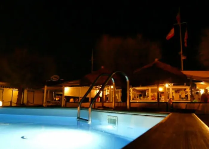 B&B Bagno Venezia 마리나 디 카라라